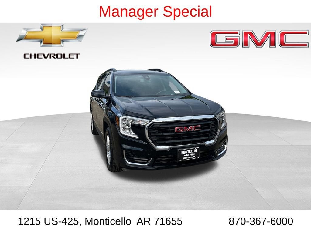 2024 GMC Terrain SLE in Ebony Twilight Metallic — front three-quarter view
